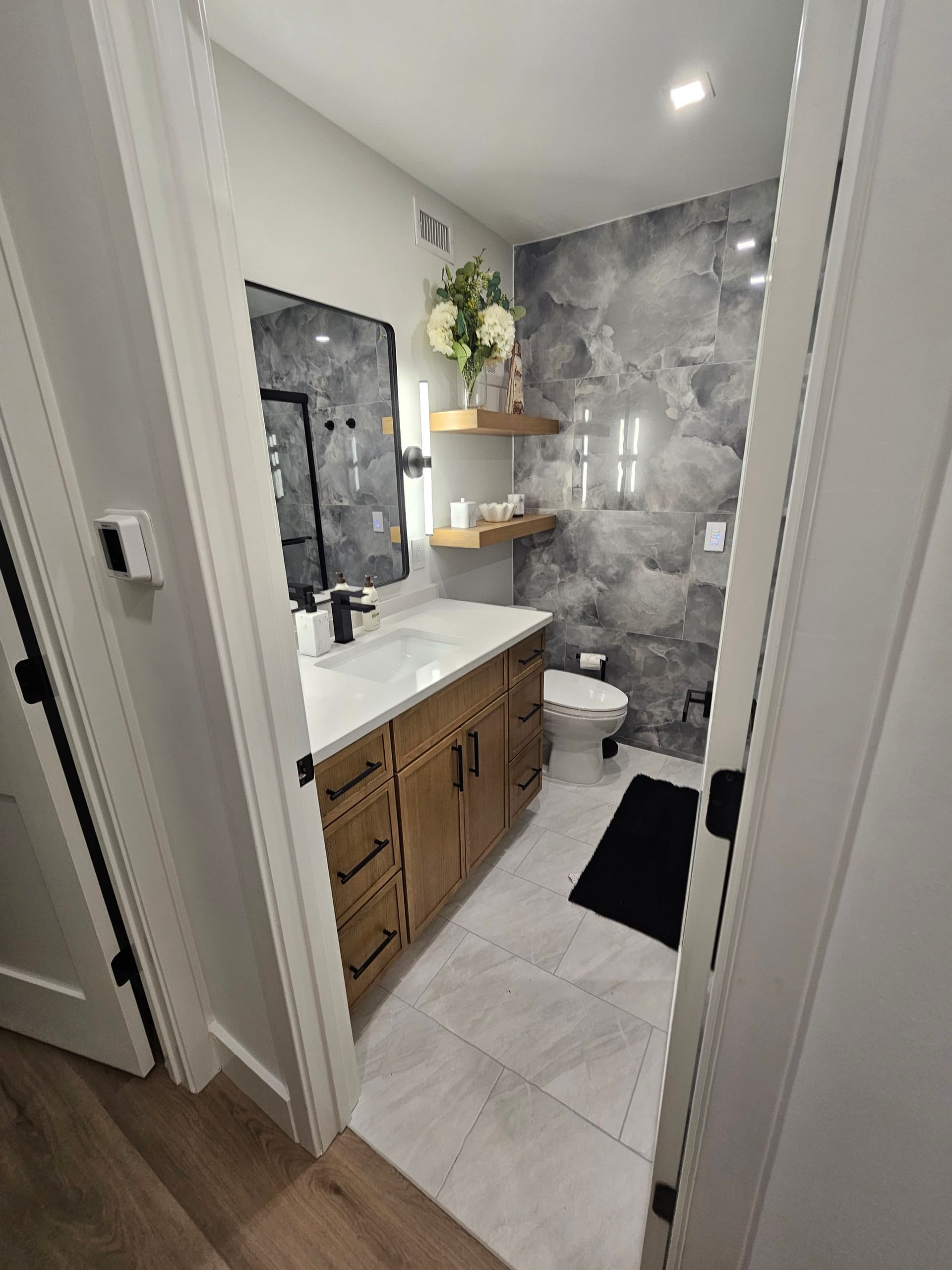 Gallery photos for Sleek Bathroom Remodel with Modern Finishes in Ponte Vedra: Image #1