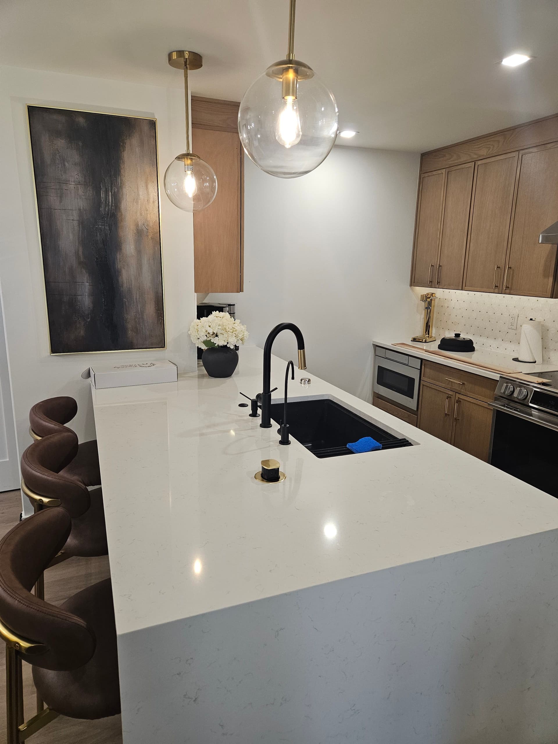 Gallery photos for Sleek Bathroom Remodel with Modern Finishes in Ponte Vedra: Image #2